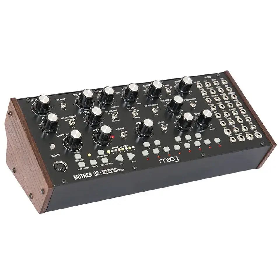 Moog Mère 32