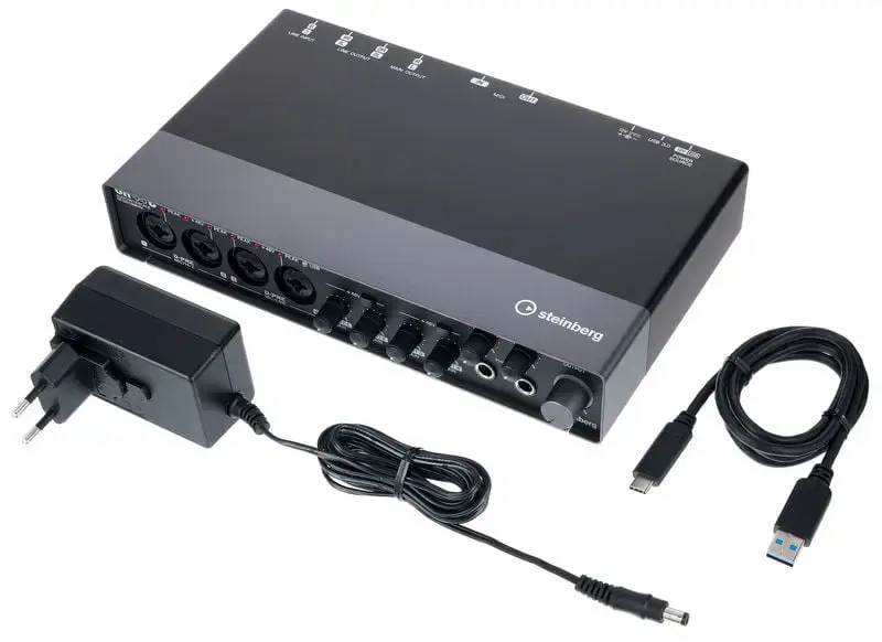 Interface audio/midi Steinberg UR44C 3 UR44c avec adaptateur et câble USB