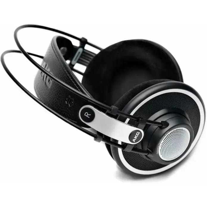 AKG K702 2 AKG K702