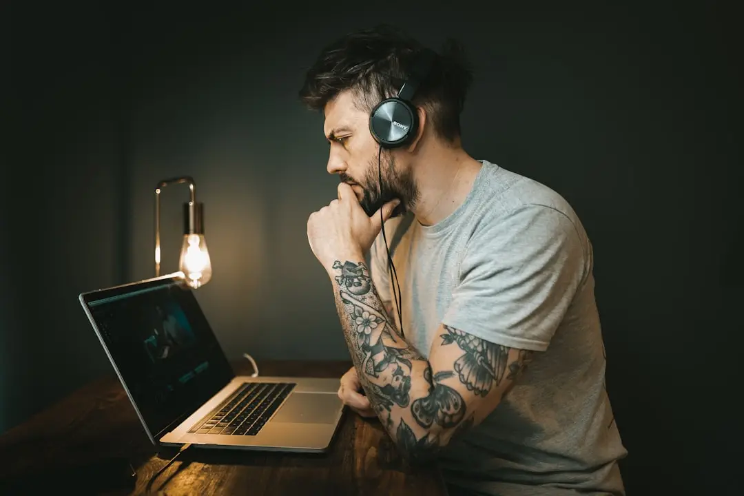 Recommandations pour les ordinateurs DAW : De quel matériel avez-vous besoin pour un studio rapide et fiable ?